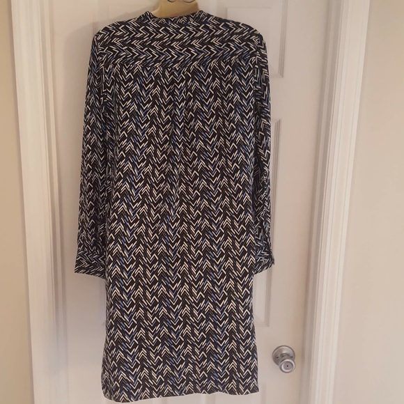 Gap Lightweight Tunic Style Dress - Picture 2 of 6